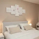 Michela Central Apartment