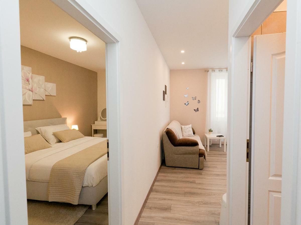 Michela Central Apartment Appartement Zadar