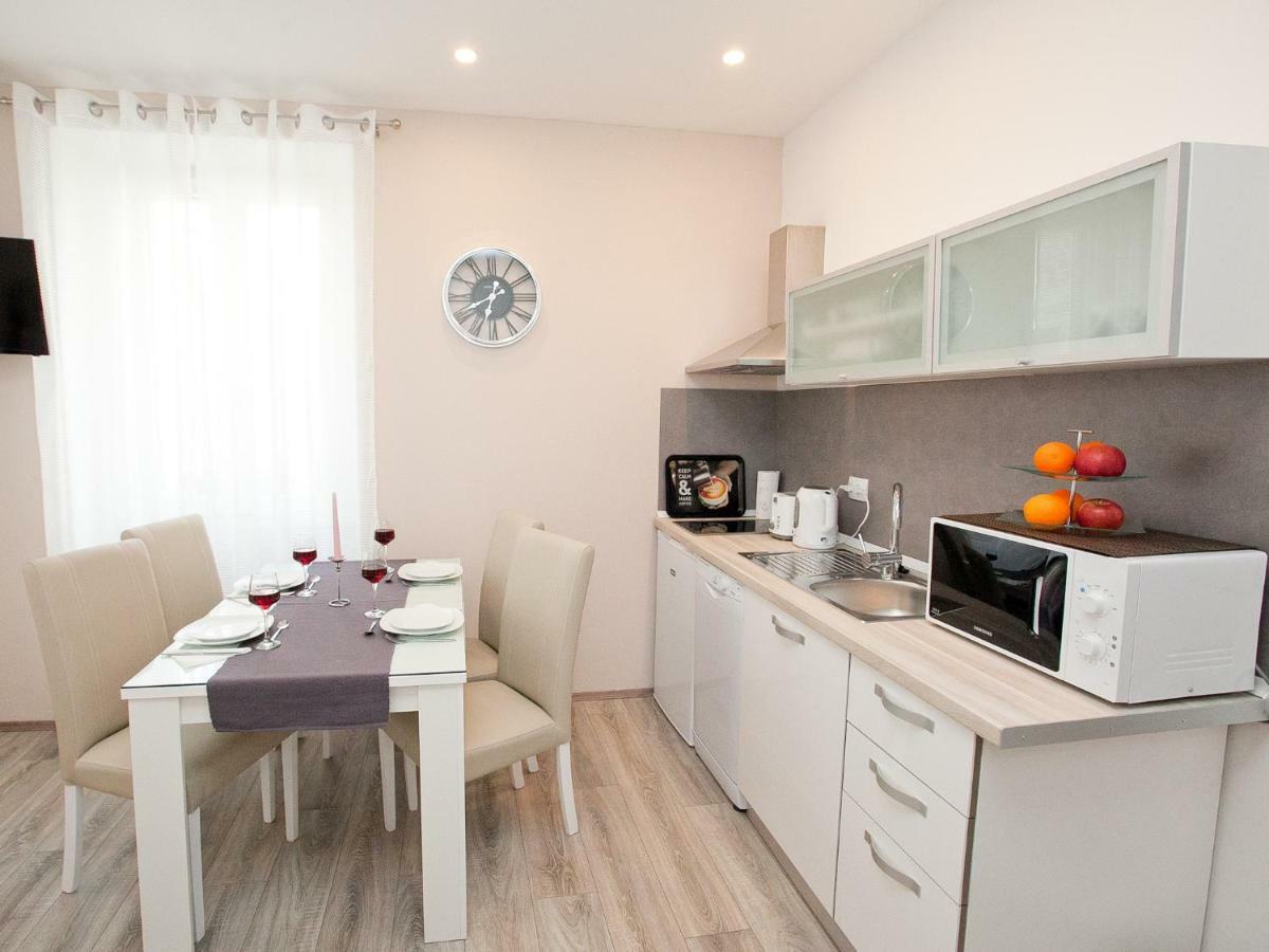 Michela Central Apartment Appartement *